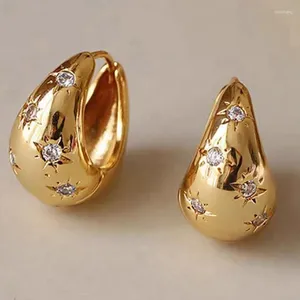 Boucles d'oreilles en peluche à la mode en métal d'oreille étoile avec des femmes avec une forme de goutte d'eau