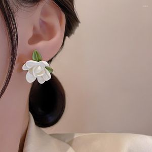 Boucles d'oreilles pendantes u-magical tempérament asymétrie gardénia fleur plante boucles d'oreilles pour femmes créatif Imitation perle vert bijoux