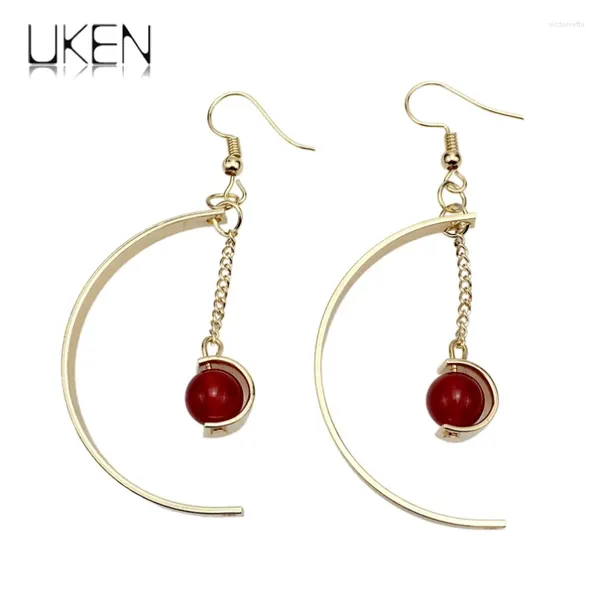 Boucles d'oreilles en peluche uken de conception simple de conception mi-lune en métal perle en cristal pour les femmes bijoux de mode cadeau en gros cadeau