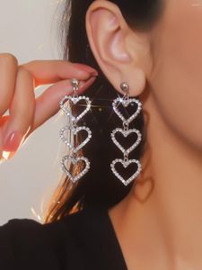 Boucles d'oreilles en peluche