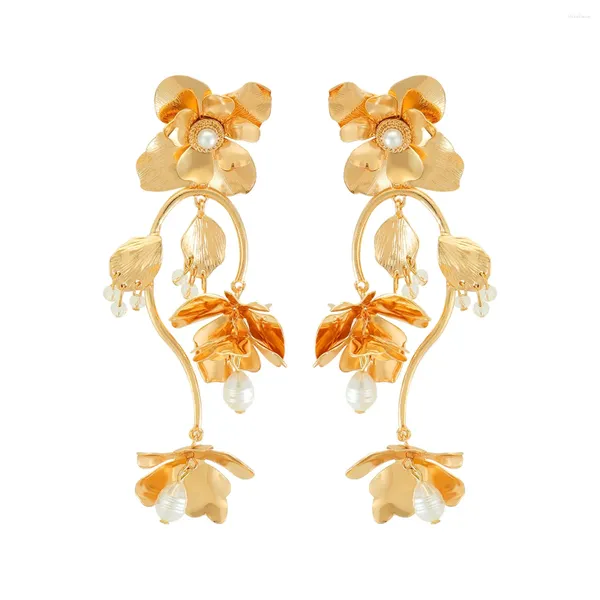 Boucles d'oreilles pendantes Vedawas en forme de fleur ornées de perles décoratives pour femmes, vente en gros