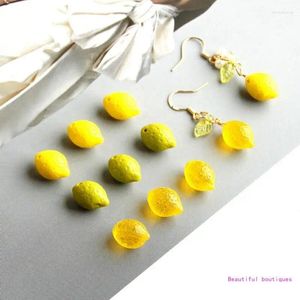 Boucles d'oreilles en peluche végétale de citron jaune orage délicat d'agrumes de bijoux à thème d'agrumes