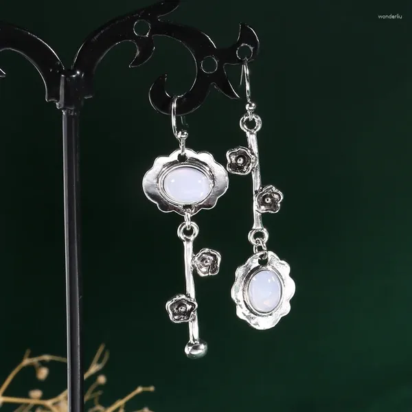 Boucles d'oreilles pendantes Vintage en pierre de lune, goutte asymétrique, longue tige en métal Antique, feuille ronde, fleur, bijoux pour femmes, 2023