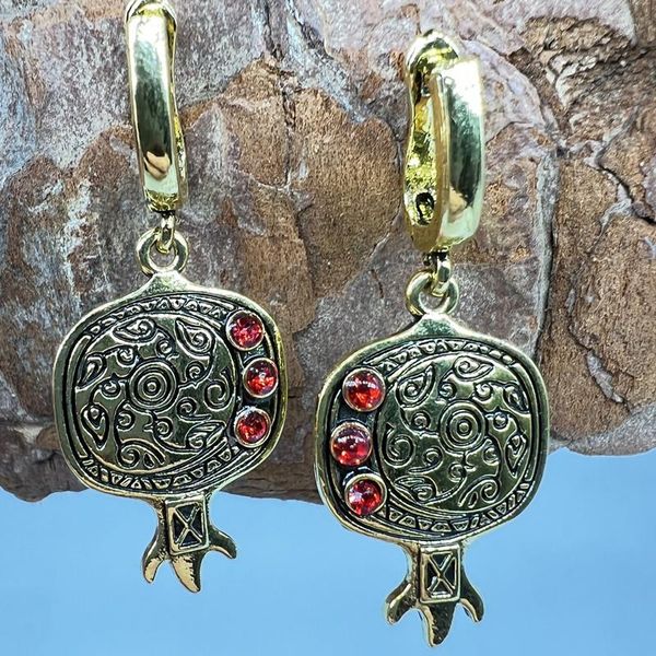 Pendientes colgantes de granada de Color dorado antiguo chapado Vintage con gota de cristal rojo para mujer