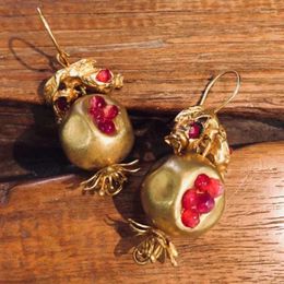 Boucles d'oreilles en pente vintage Graines de grenade Dégère la couleur de fruit en métal en or pour femmes filles