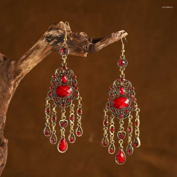 Boucles d'oreilles pendantes Bollywood pour femmes, pompon en cristal rouge, alliage de couleur or, bijoux à la mode