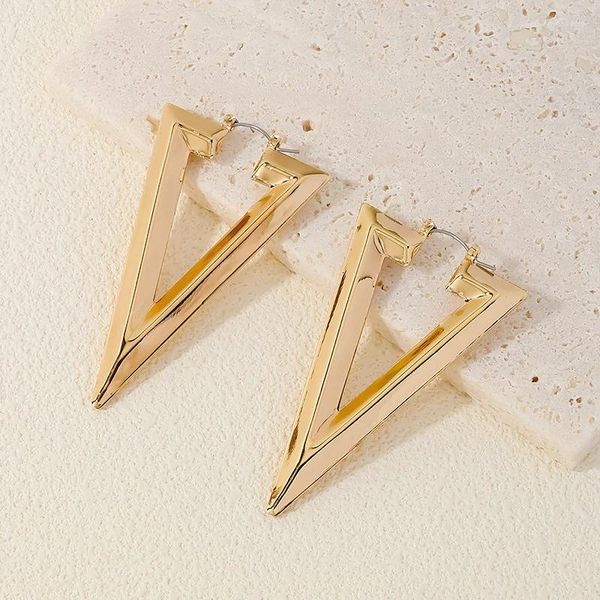 Pendientes colgantes para mujer, accesorios de joyería, elegante colgante triangular de Color dorado y plateado, Piercing para oreja, regalos de fiesta