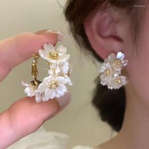 Boucles d'oreilles pendantes YAMEGA coquille fleur pour femmes concepteur goutte mode coréenne douce mariée cerceaux boucle d'oreille bijoux de mariage accessoires