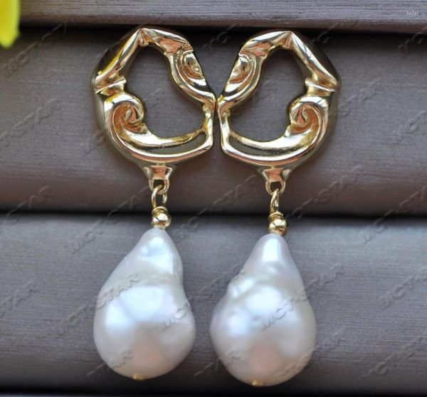 Boucles d'oreilles pendantes Z11845 A 20mm White Teardrop KESHI Reborn Pearl Earring