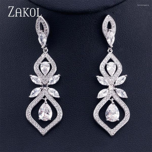 Boucles d'oreilles en peluche Zakol Classic Géométrique Clear Zircon pour femmes Elegant Sliver Color CZ ACCESSOIRES DE PARTIE DE MÉDICATION