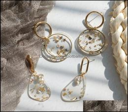 Baumelnder Schmuck, Kronleuchter, koreanisches Design, Modeschmuck, transparente Acryl-Ohrringe mit gebrochener Muschel, goldfarbenes Metall, asymmetrisch, 9438534