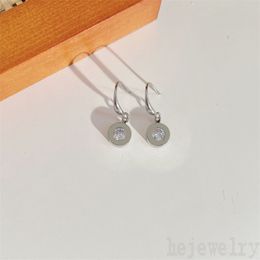 Les créateurs de boucles d'oreilles en or plaqué Dangle jouent des boucles d'oreilles spéciales Designer de bijoux pour femmes crochet charme vintage orecchini boucles d'oreilles de luxe décoration en cristal ZB008 F23