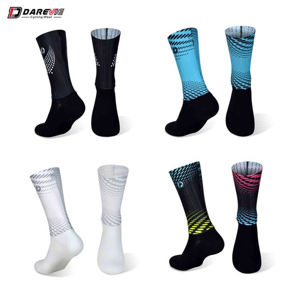 DAREVIE chaussettes de cyclisme anti-dérapant chaussette de vélo professionnel haute vitesse Aero respirant course vtt route femmes hommes chaussettes de vélo