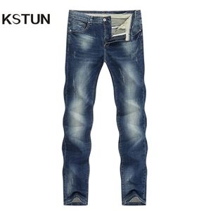 Donkerblauwe spijkerbroek mannen strekken slanke rechte regelmatige fit veer casual broek denim broek heren kleding man jeans modemerk 220818