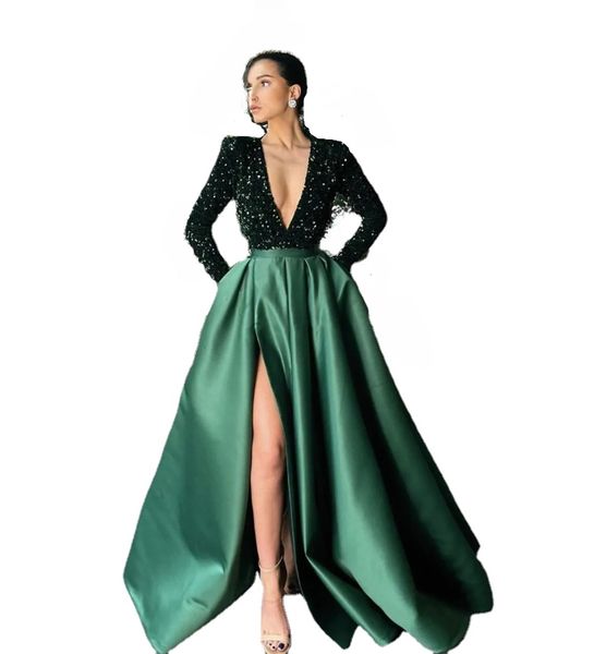 Vestidos de noche elegantes de color verde oscuro con manga larga Dubai Lentejuelas árabes Satén Vestidos de fiesta Vestido de fiesta Escote en V profundo Dividir alto