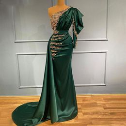 Vert foncé Sirène Overskirts Robes De Bal À Manches Longues Une Épaule Perlée Robes De Soirée Robe De Soirée Avec Train Occasion Spéciale 211C