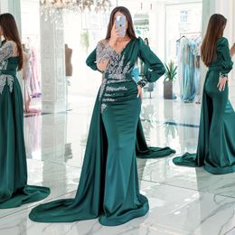 Vert foncé sirène robes de bal 2023 arabe col en V perles robes de soirée à manches longues femmes robe de soirée