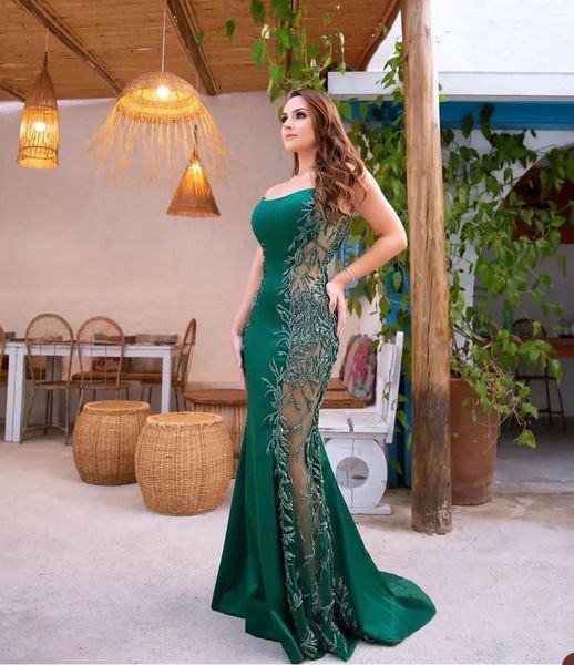 Vert foncé Sirène Robes De Bal Sexy Sans Manches Sans Bretelles Bateau Dentelle Appliques Paillettes Côté Creux Plus La Taille De Luxe Formelle Robes De Soirée Etage Longueur Sur Mesure