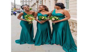 Robes de demoiselle d'honneur vert vert foncé pour Afrique Design unique toute la longueur de la taille plus taille robes d'invité junior Maid of Honor2952302