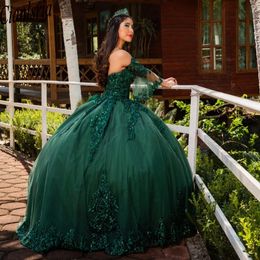 Robe de Quinceanera vert foncé, tenue de bal avec des Appliques brodées, princesse douce, vêtements de cérémonie pour fête d'anniversaire de 15 et 16 ans, 2024