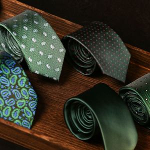 Dark Green Series Tie heren retro patroon Brits 8 cm formele kleding professionele zakelijke vrijetijdsstudenten met de hand spelen Joker.