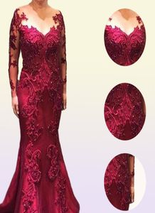 Rouge foncé 2021 Mère de la mariée Robes dentelle Applique Perles Illusion manches longues robes de soirée formelles magnifique mariage Groom4243744