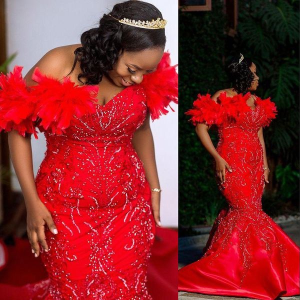 Red rojo oscuro ASO EBI Vestidos de noche sexys Vieres de Shoule Feather Mermaid Long Crystal Boaded Bling Prom Vestidos de fiesta Train Train Capilla 403