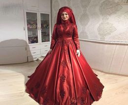 Rouge foncé col haut ALine robes de soirée musulmanes à manches longues robes de bal appliques islamique Dubaï saoudien arabe robes de soirée formelles7428622