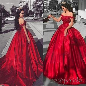 Donker Red Quinceanera -jurken 2023 Buiten schouderbal jurk lange prom jurken applices kanten kralen plus size satijn zoet 16 jurk 15 jaar