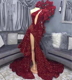 Donkerrode sequined side split prom jurken een schouder lange mouw kralen geappliceerd zeemeermin avondjurk formele jurken feestkleding vestido de novia