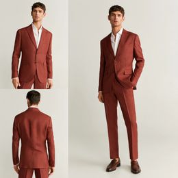 Dark Red Two Pieces Slim Fit Mens Suits Bruiloft Grooms Tuxedos Notched revers Formele Blazer Prom Pak Jas en broek