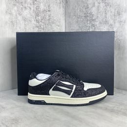 Lentejuelas oscuras High Street Low Top Zapatos para hombre Zapatos casuales para mujer al aire libre Socio de amor alto Zapatos de skate Zapatos de hueso Diseñador de lujo nuevos zapatos deportivos Tamaños 35-46 + caja