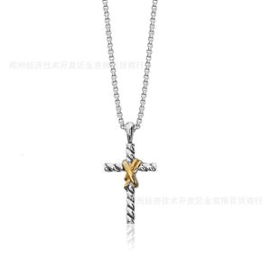 David Yuman Pendentif Croix Or et Argent Chaîne Clavicule Vente Rapide