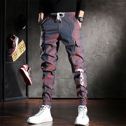 Dazzle Color Reflective Cargo Pants Men Handsome Joggers Casual Streetwear Drawstring Pantalon 220325