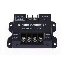 El atenuador del amplificador de señal LED DC 5V-12V 30A LED recibe envíos de señal monocromática a otro conjunto de fuentes LED