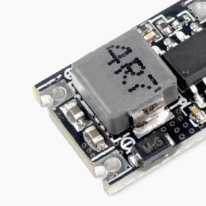 DC-DC STEP-DOWN-VOEDING MODULE Instelbare spanningsregelaar Module 5V-30V tot 3.3V 5V 9V 12V 3A voor auto-motorfietsbatterij opladen