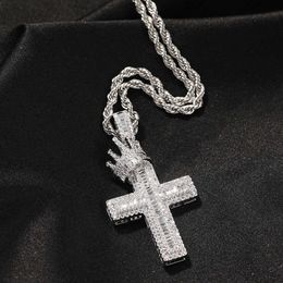 Bijoux Hip Hop en argent Sterling 925, coupe Baguette Vvs Moissanite diamant pour hommes, collier avec pendentif croix glacée pour hommes