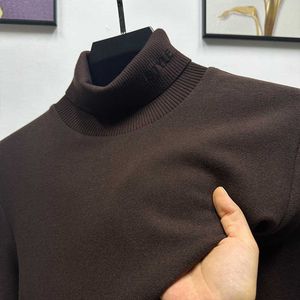 De Rong hommes demi-col haut bas chemise hiver épaissi et chaud intérieur à manches longues T-shirt pull brodé pull