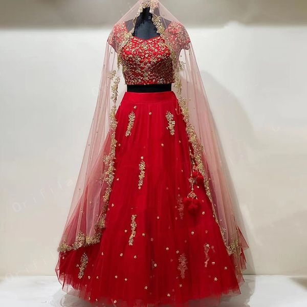 De vestido Fiesta Boda Red Indian Robes de soirée deux pièces Shaadisaga Applique trois pièces Robe de bal avec enveloppe