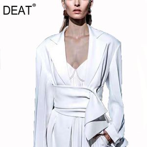 DEAT Costume Femmes Internet Célébrité Même Style Automne Nouveau Niche Artistique Conception Boucle Ceinture Pur Blanc Taille Costume Manteau WO035 210428