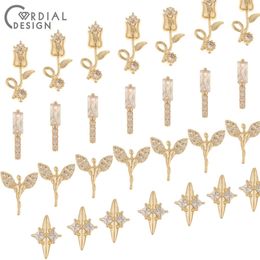 Diseño cordial de calcomanías 100pcs accesorios de década de bricolaje/hecho a mano/circón cúbico/placas de oro genuinas/hallazgos de joyas componentes