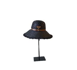 Concepteur herbe tresse triangle bouchon bouchon large bord chapeau chapeau de mode hommes femmes femmes ajustées chapeaux de haute qualité chapeaux de soleil paille