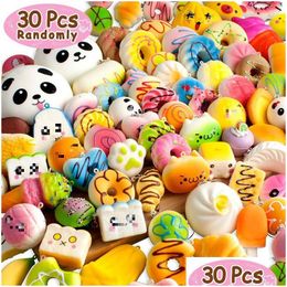 Jouet de décompression 10 / 30pcs kawaii squishy aliments ralentis gâteau de pain à la hausse beignet toys animaux mignons pour les enfants relief 4-10cm style aléatoire 2 dhvkp