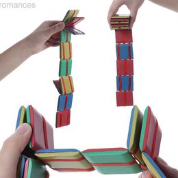 Jouet de décompression 2021 Nouveau flip flip rabat coloré en bois Changement illusion visuelle nouveauté Décompression Childrens Fidget Toy Gift D240424