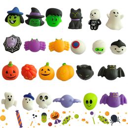 Juguete de descompresión 24 unids Halloween Mochi Squishy Fidget Toys Kawaii Mini Squishies Sensorial para niños Adultos Regalos Truco o Trato Favores de fiesta 230915