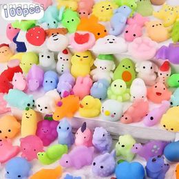 Jouet de décompression 3/5/10/30 / 50pcs Mochi Squisies Kawaii Cartoon Toys Squishy For Kids Stress Stress Ball Sque Sque Party Favors Toys Birdday Gifts D240424