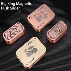 Jouet de décompression Big King Little King Poker Style Magnétique Push Slider Adult Metal Edc Hand Spinner Fidget Toys Autisme Toys Stress Stress Relatement 240413