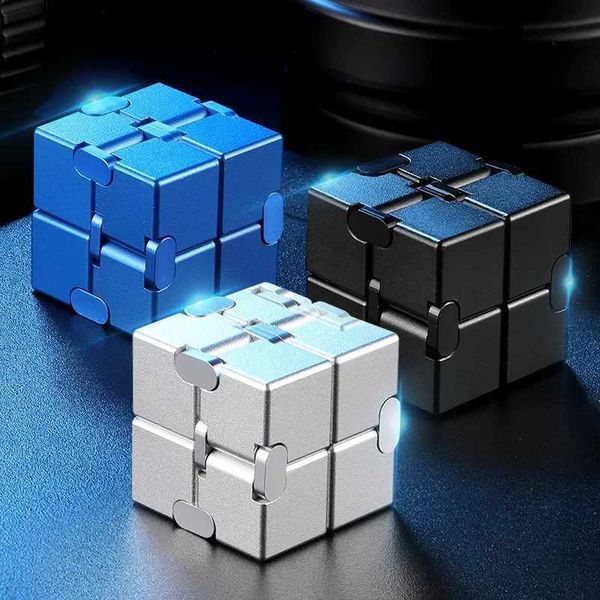 Décompression Toy Infinite Cube Fidget Toy Flip Plastic Metal Metal Cubes Antistress Anxiété EDC pour adultes Enfants Autisme ADHD Livraison gratuite T240422