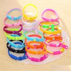 Juguete de descompresión Luminoso Zip Pulsera Brazaletes Metal Cremallera Rainbow Fidget Toys Niños Joyería Regalo Color Pulsera Estudiantes Fashioin Dhrbh