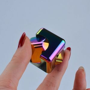 Decompressie Speelgoed Vierkante Tol Dobbelstenen Cube Anti Angst Vingertop Speelgoed Hand Fidget Spinner Vent Flipo Flip Voor Kinderen 230607